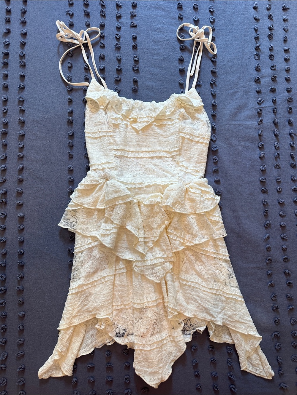 Cider Ivory Lace Ruffle Romper - M, new with tags